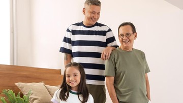 hari-t-shirt-internasional:-cari-tahu-kaus-paling-sesuai-kepribadianmu-dan-rekomendasi-seleb