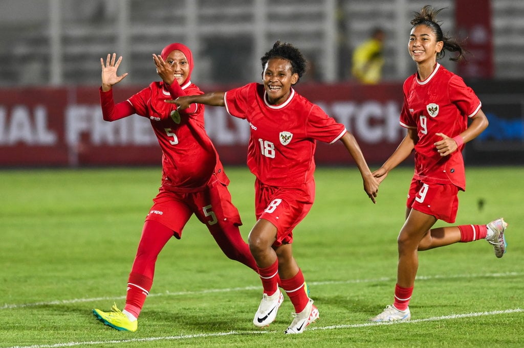 hasil-timnas-putri-indonesia-vs-hong-kong-leg-1:-kalah-tipis!