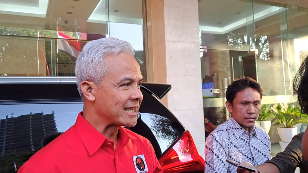 ganjar-soal-pencopotan-yasonna-dari-menkumham:-full-politik