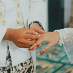 Mengapa pernikahan menakutkan bagi anak muda?