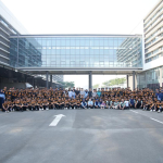 OPPO Ajak Murid SMKN 4 Tangerang ke Pabrik Perakitan Smartphone OPPO