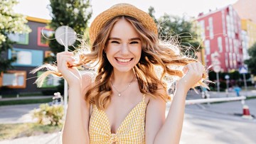 7-inspirasi-gaya-rambut-simple-untuk-aktivitas-akhir-pekan,-bikin-makin-stylish!