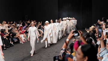 5-potret-koleksi-terbaru-buttonscarves-diperagakan-di-dubai-fashion-week