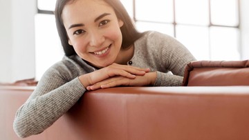 menurut-psikolog,-ada-5-hal-tentang-dirimu-yang-nggak-boleh-diungkapkan-ke-orang-lain