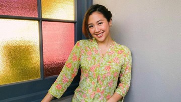 mau-mulai-berkebaya?-daftar-toko-kebaya-offline-dan-online-ini-bisa-buat-kalap!