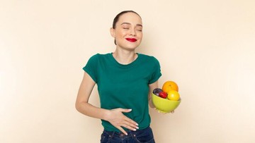 5-daftar-makanan-terbaik-yang-bisa-bantu-bersihkan-usus