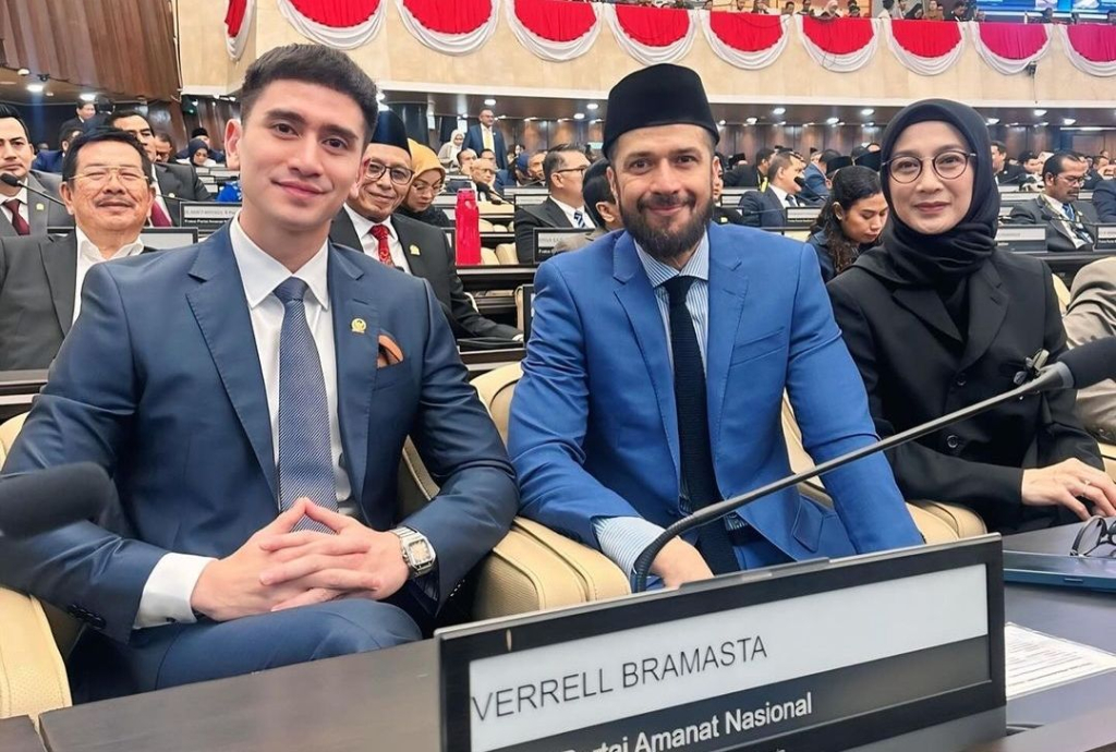 resmi-dilantik-jadi-anggota-dpr-ri,-verrell-bramasta-janji-tak-akan-ambil-gaji-selama-1-tahun