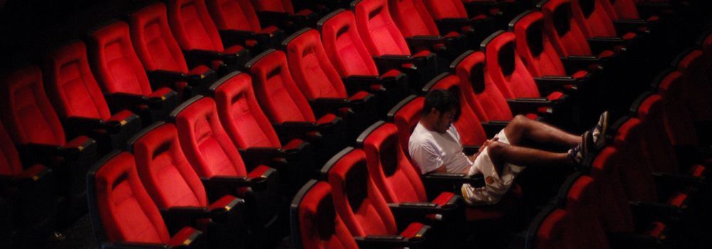 10-tipe-penonton-bioskop-yang-menyebalkan,-hayoo-introspeksi!