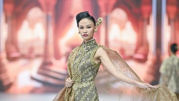 potret-tenun-kekinian-persembahan-cita-tenun-indonesia-di-jakarta-fashion-week-2025
