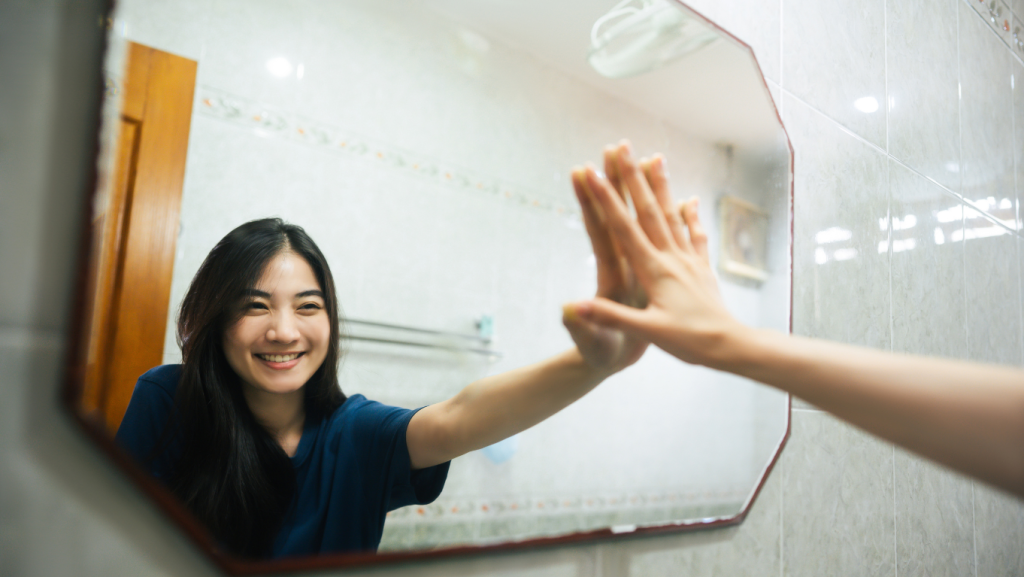 penasaran?-begini-7-cara-melihat-wajah-asli-kita!