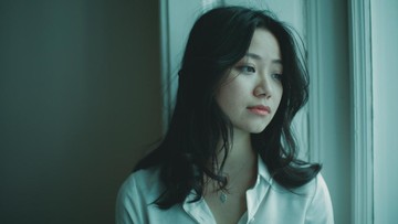 sering-merasa-tidak-pantas-bahagia-dan-insecure?-psikolog-ungkap-5-penyebabnya