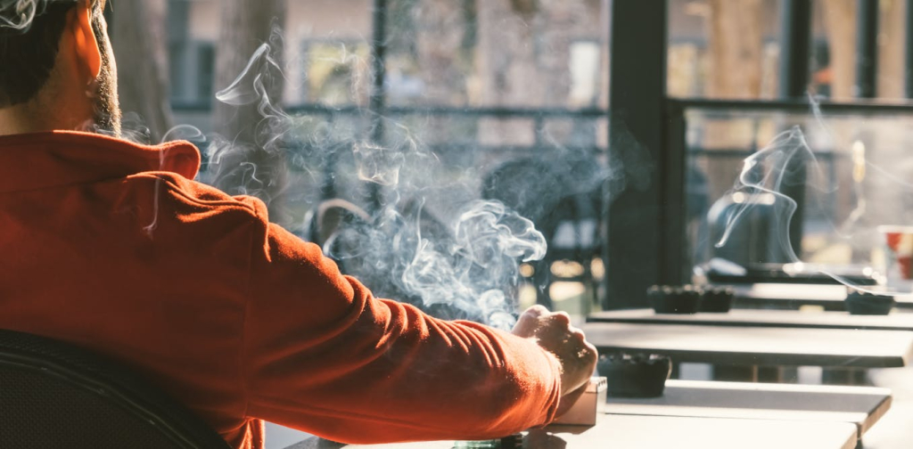 riset:-mulut-perokok-mengandung-lebih-banyak-bakteri-berbahaya