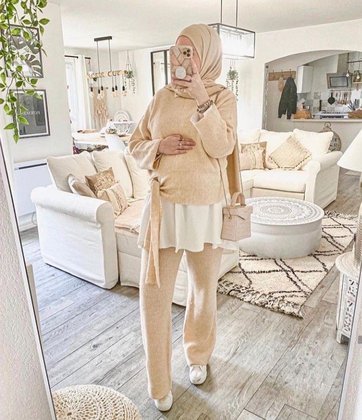 9-ide-ootd-ibu-hamil-hijab-yang-simple,-modern,-dan-kekinian
