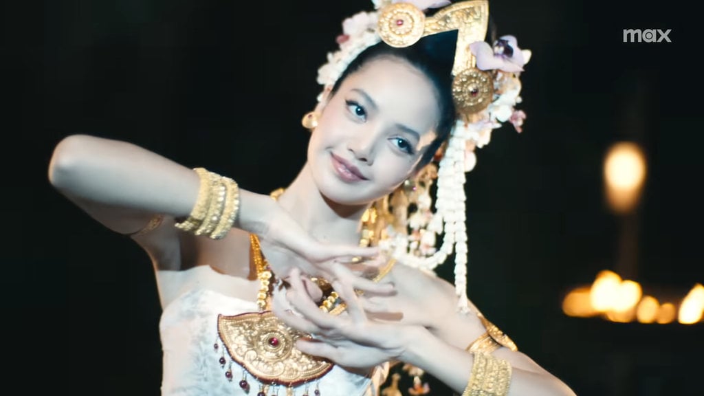 sinopsis-serial-the-white-lotus-season-3,-debut-lisa-blackpink