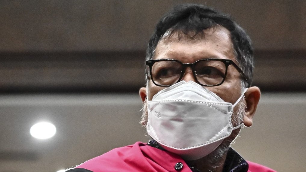 zarof-ricar-minta-dibebaskan-dari-kasus-suap-&-gratifikasi