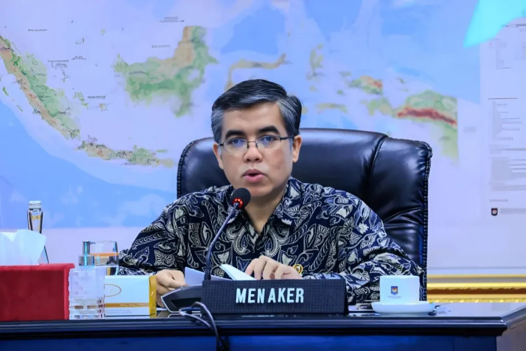 yassierli,-phk,-dan-kegagalan-menteri-dosen