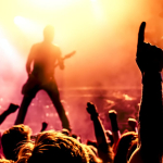 “Bayar, bayar, bayar”: Bagaimana musik dapat membentuk identitas sosial dan mendorong aksi kolektif