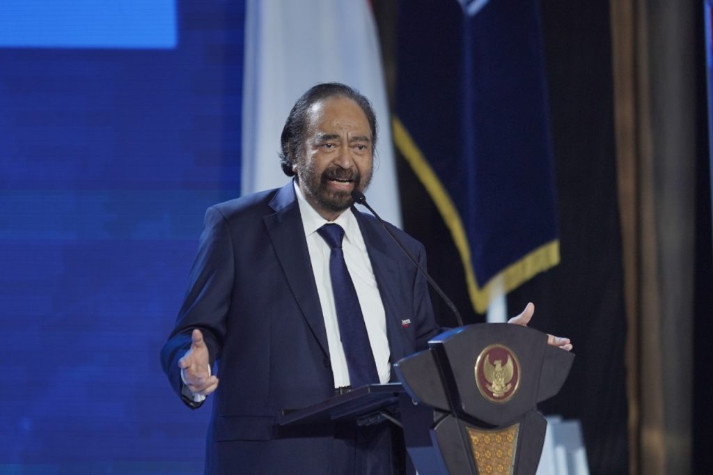 surya-paloh-pilih-anies-atau-prananda? 