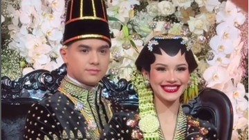 adat-jawa-yang-elegan,-intip-detail-penampilan-al-dan-alyssa-saat-prosesi-ngunduh-mantu