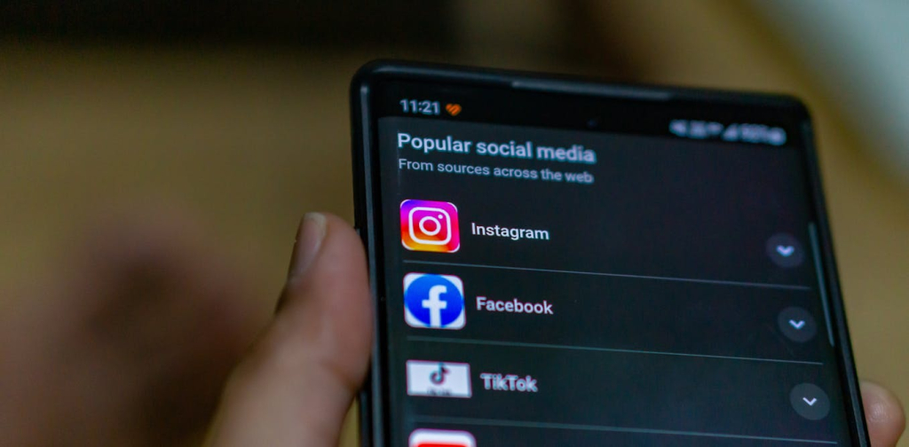 viral-dulu,-substansi-belakangan:-3-risiko-punya-pemimpin-politik-kreator-konten