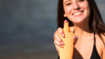 beaupicks:-4-rekomendasi-produk-sunscreen-spray-yang-praktis-dan-mudah-digunakan