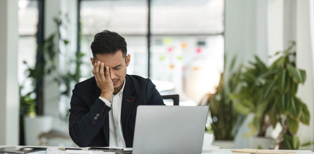 demotivasi-bukan-kemalasan:-pahami-sinyal-psikologis-yang-satu-ini