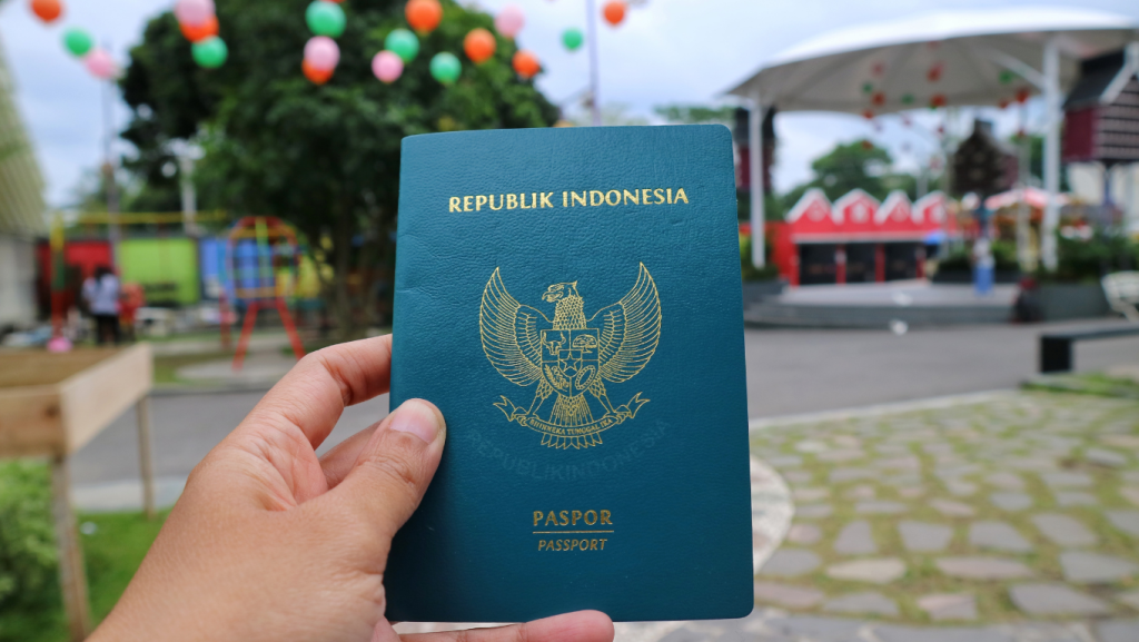 cara-buat-paspor-terbaru-2025-[+-hal-hal-yang-wajib-kamu-ketahui]