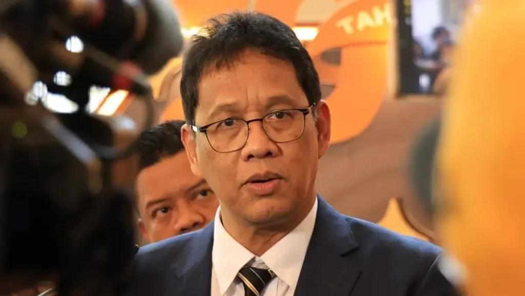 sebaiknya-purbaya-jangan-main-padel?