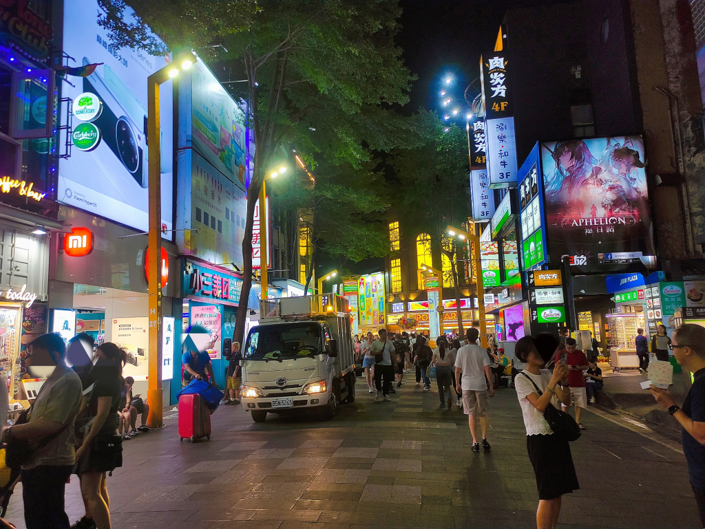 bikin-kalap,-ini-lho-tempat-belanja-murah-di-taipei-di-kalangan-turis!