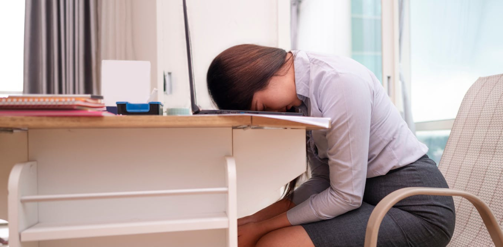 jebakan-wfh-dan-kerja-fleksibel-yang-justru-menciptakan-‘burnout’