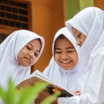 Mencetak Generasi Berakhlak: Kisah Inspiratif Pondok Pesantren Sunandrajat