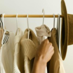 5-fashion-items-yang-harus-ada-di-capsule-wardrobe