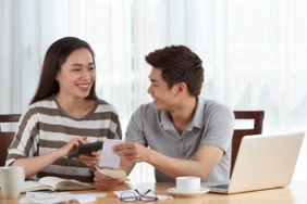 tanda-kecocokan-finansial-dalam-hubungan-yang-wajib-dicek