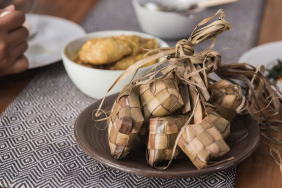 mengapa-banyak-orang-merasa-harus-‘tampil-sukses’-saat-lebaran?