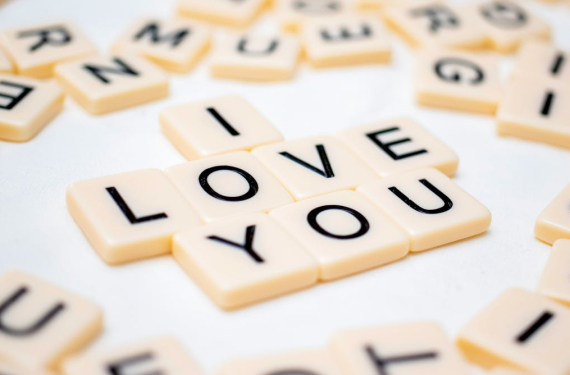 sederhana-tapi-menjebak:-bahaya-tersembunyi-konsep-‘love-language’-dalam-hubungan