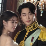 iu-dan-byeon-woo-seok-bagikan-potret-di-balik-layar-drakor-pefect-crown
