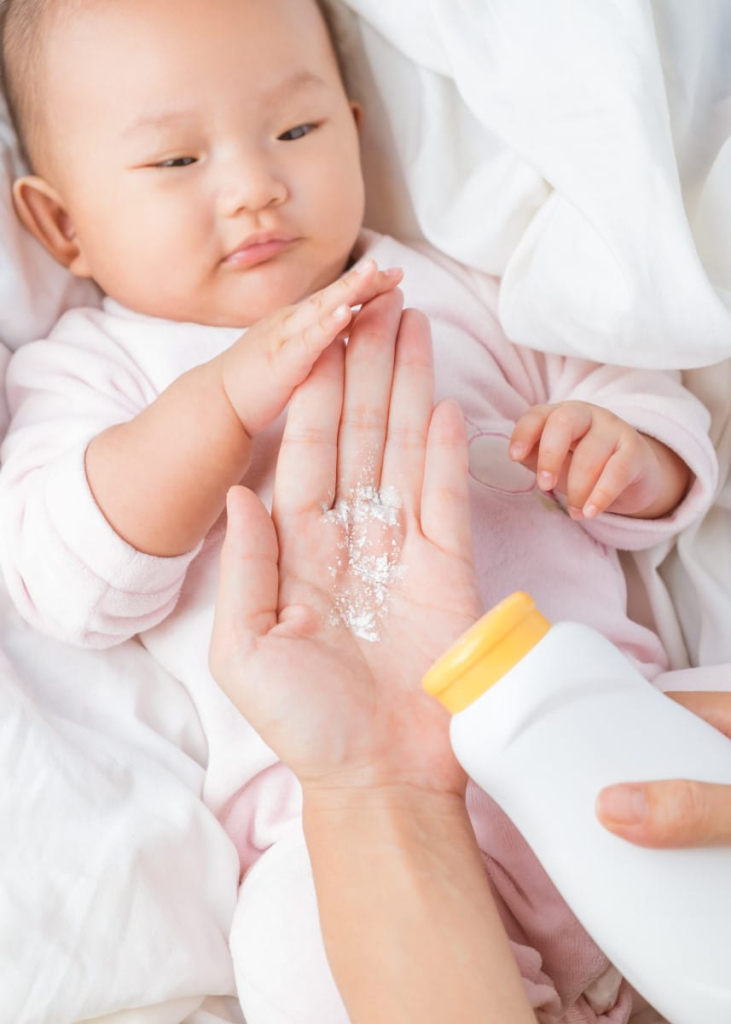 5-rekomenasi-bedak-padat-untuk-bayi-yang-aman-di-kulit-sensitif