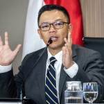 menlu-sugiono:-kapal-perang-as-di-selat-malaka-hanya-patroli