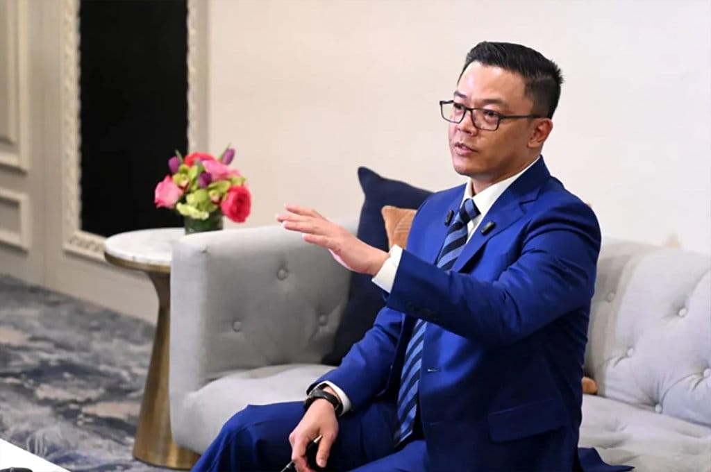 menlu-tegaskan-isu-overflight-access-as-tak-ancam-kedaulatan-ri