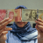 rupiah-ditutup-melemah-ke-level-rp17.286