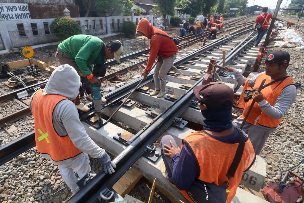 reaktivasi-14.000-km-jalur-kereta,-ahy-ajak-swasta-investasi