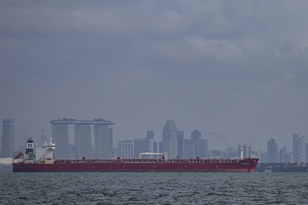 indonesia,-malaysia,-&-singapura-tolak-pungutan-di-selat-malaka