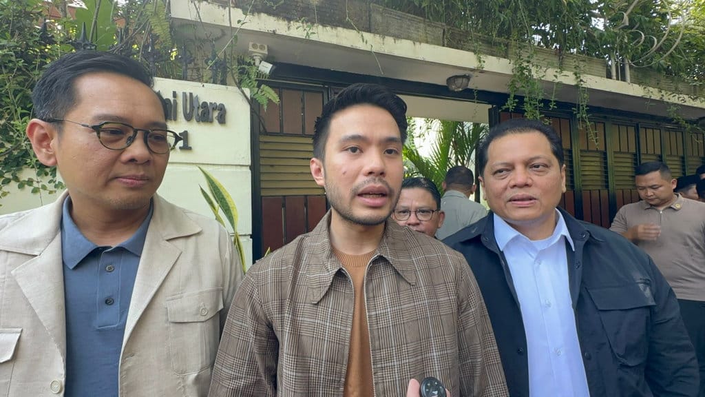 yakup-hasibuan:-jokowi-akan-tunjukkan-ijazah-asli-di-persidangan