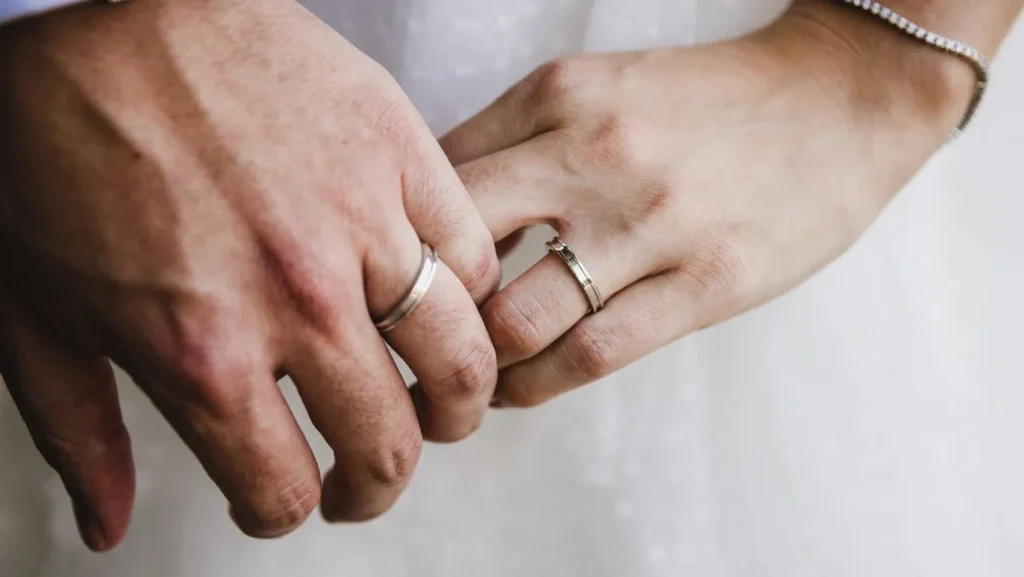 9-alasan-cerai-yang-paling-sering-terjadi,-bukan-cuma-karena-sudah-nggak-cinta!