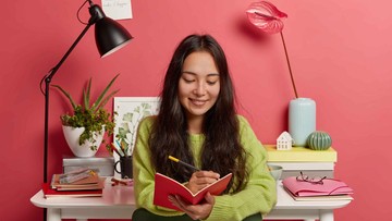 kepribadian-orang-dilihat-dari-gaya-menulis-huruf-l,-t,-y,-dan-i-menurut-ahli