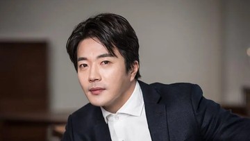 kwon-sang-woo-dikonfirmasi-bintangi-study-group-2-sebagai-paman-hwang-min-hyun