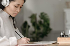 waktu-terbaik-untuk-journaling