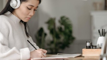 waktu-terbaik-untuk-journaling