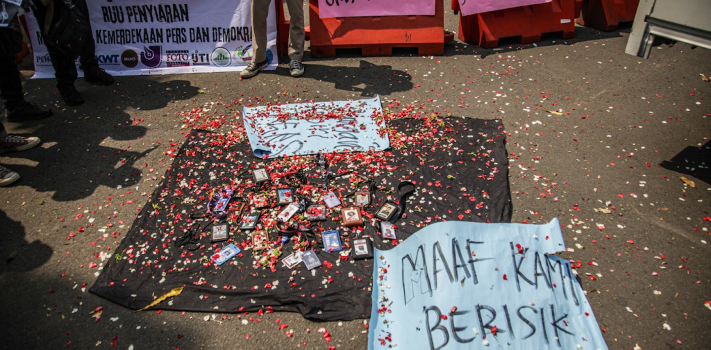negara-vs-media:-bagaimana-pemerintah-menyabotase-kerja-pers-demi-mengendalikan-informasi