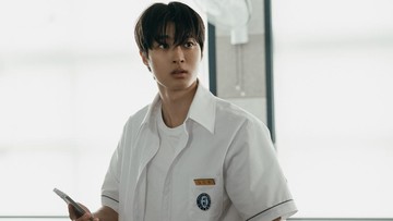 potret-tampan-baek-sun-ho,-aktor-yang-curi-perhatian-di-serial-if-wishes-could-kill